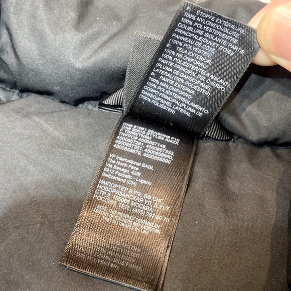 THE NORTH FACE 550 Girl BLACK Nylon QUILTED Goose Down PUFFER VEST Size L ⭐️⭐️⭐️ - Picture 10 of 14